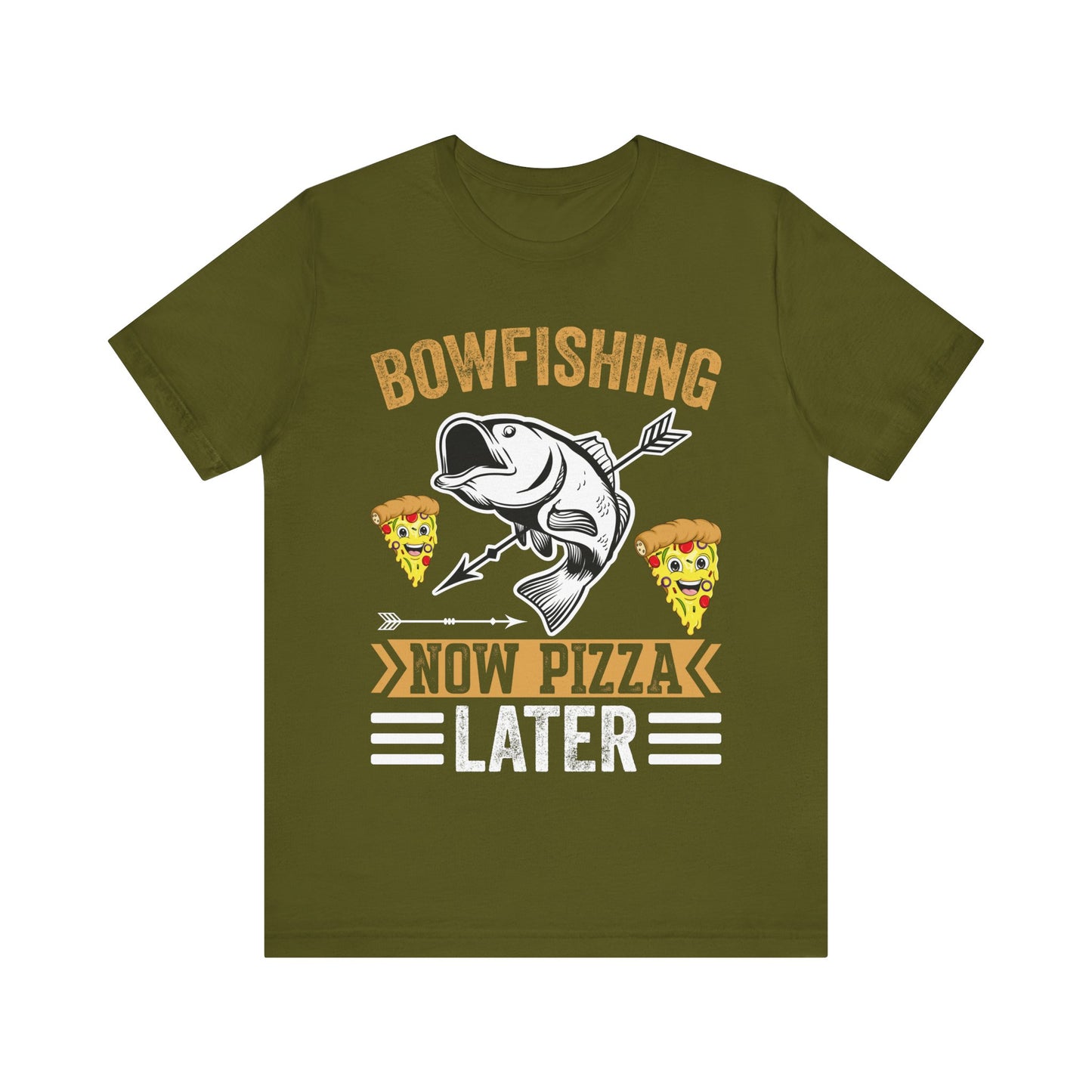 Bowfishing Now Pizza Later T-Shirt – Funny Bowfishing Shirt for Men – Archery Fishing Tee for Outdoorsmen & Pizza Lovers