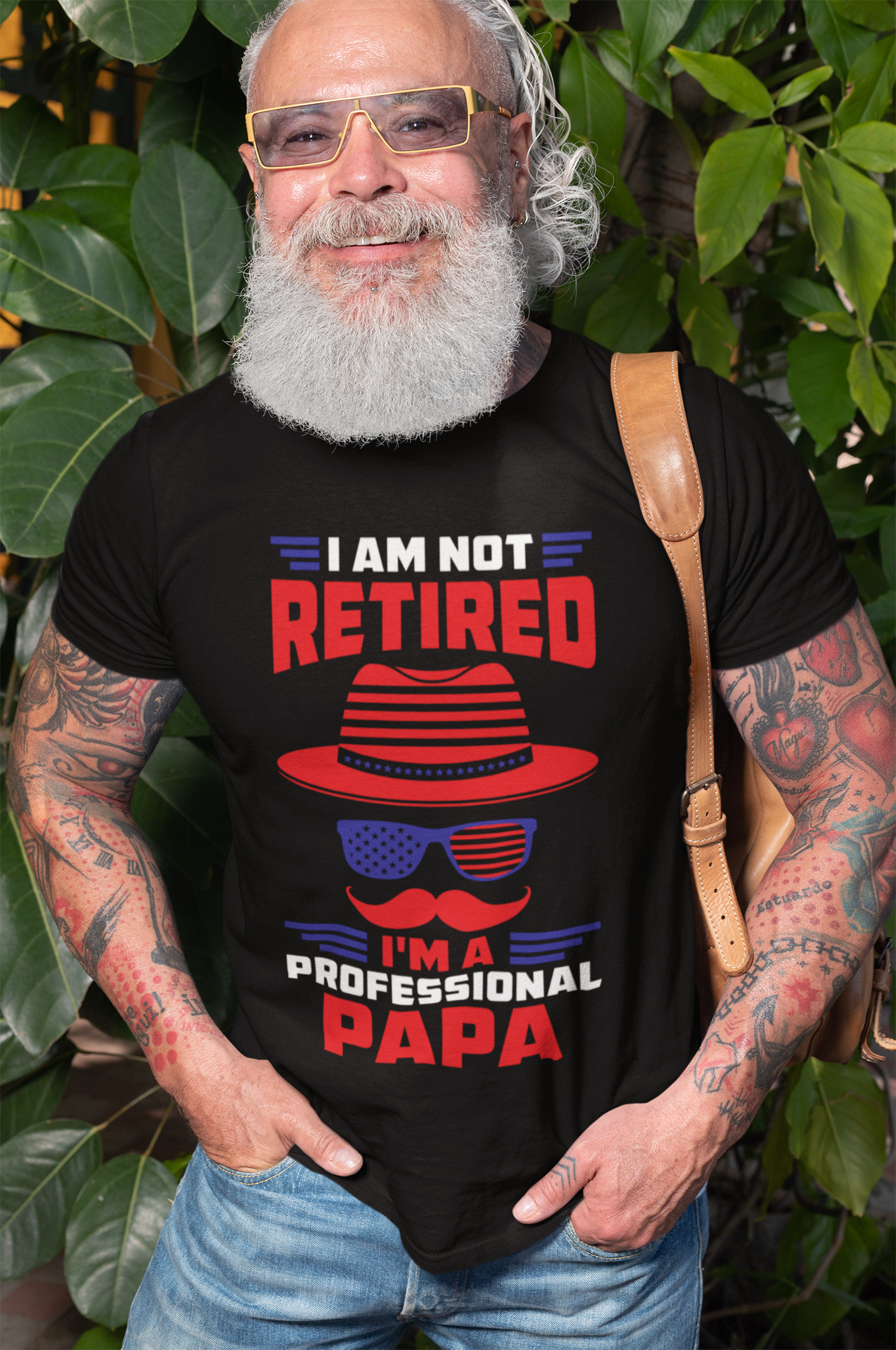 I’m Not Retired, I’m a Professional Papa T-Shirt – Funny Grandpa Retirement Gift – Unisex Tee for Fathers & Grandfathers